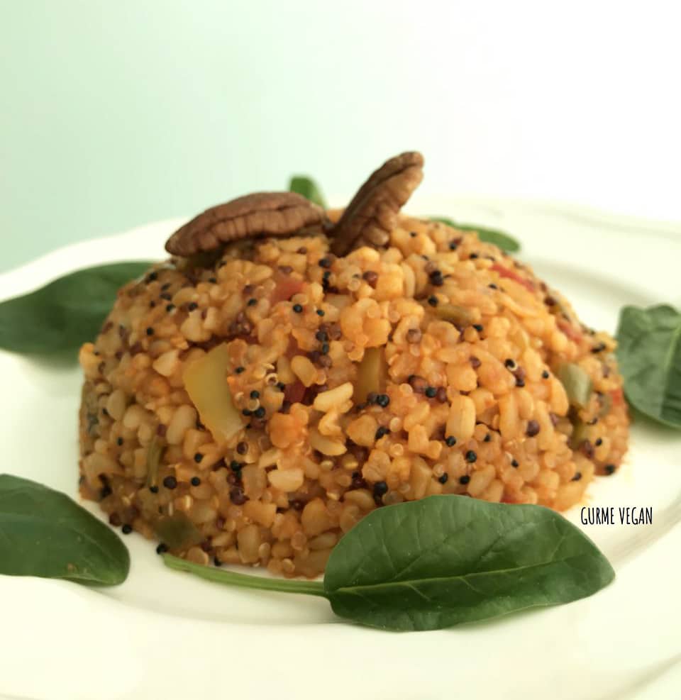 quinoa pilaf Kinoa Bulgur Pilavı