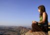 sucluluk istirap uzerine meditasyon yapan kiz Ana Sayfa
